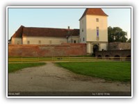 hrad Nádasdy-vár, historie zámku je spojena s rodinou hraběnky Alžběty Báthoryové, tzv. Krvavé hraběnky u nás známé jako Čachtická paní